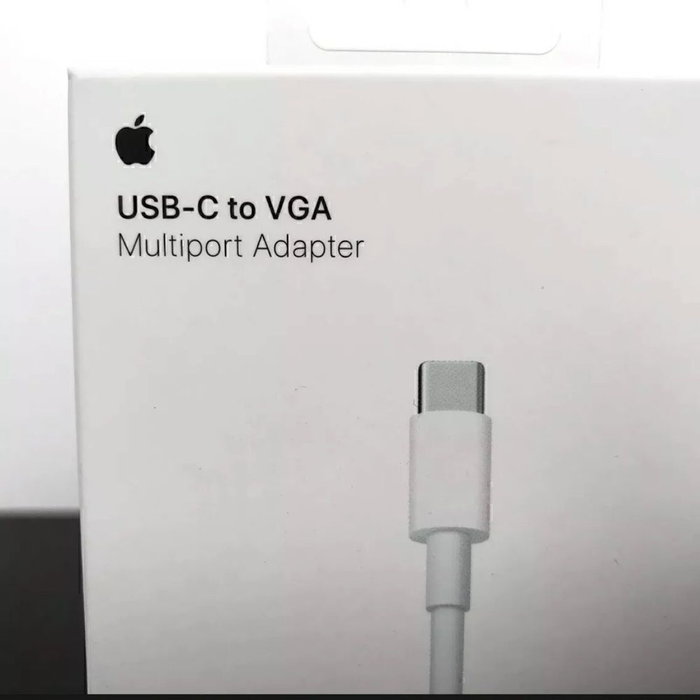 Apple USB-C VGA Multiport Adapter in White - AUTHENTIC + SEALED! - Picture 3 of 10